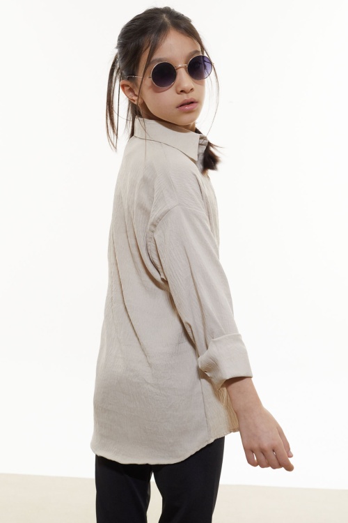 Bej Kalp Baskılı Yırtmaç Detaylı Kız Çocuk Düğmeli Gömlek 18430