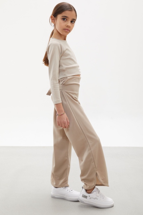 Bej Yırtmaçlı Paça Kuşaklı Viskon Kumaş Kız Pantolon 18100