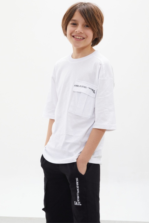 Beyaz Göğüs Cep Detaylı Erkek Çocuk Kaprili Takım 18075