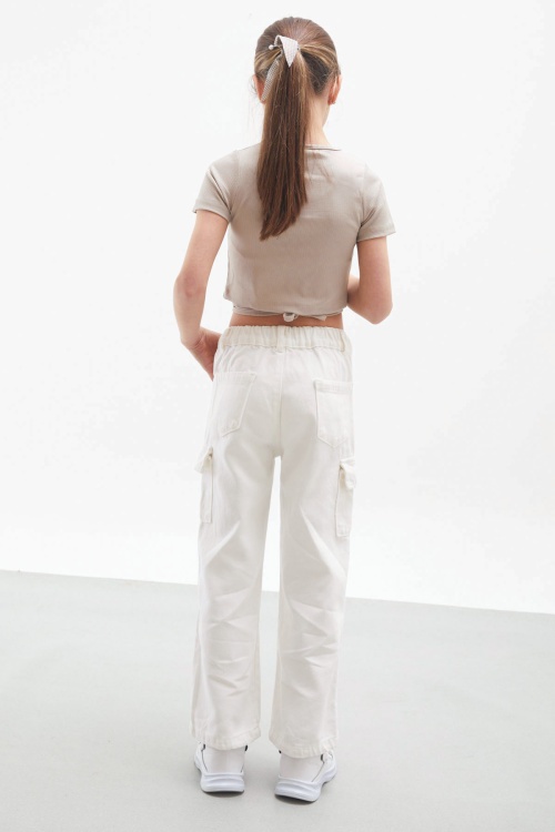 Beyaz Kargo Cepli Geniş Paça Kız Çocuk Jean Pantolon 18114