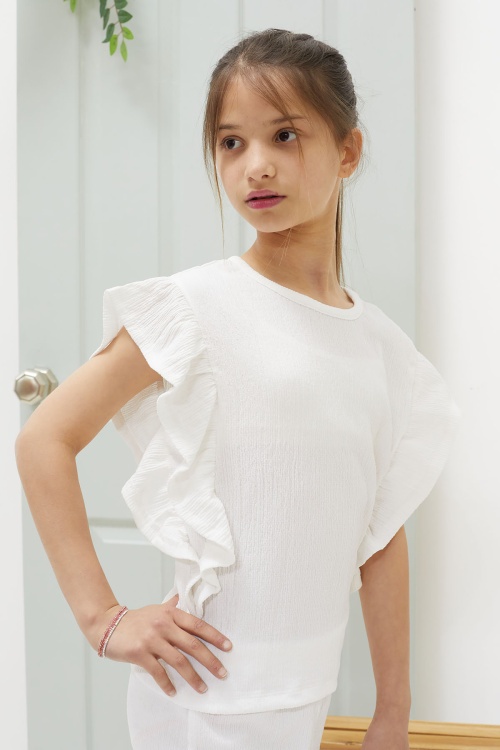 Beyaz Volan Detaylı Bluzlu Kız Çocuk Şortlu Takım 18553