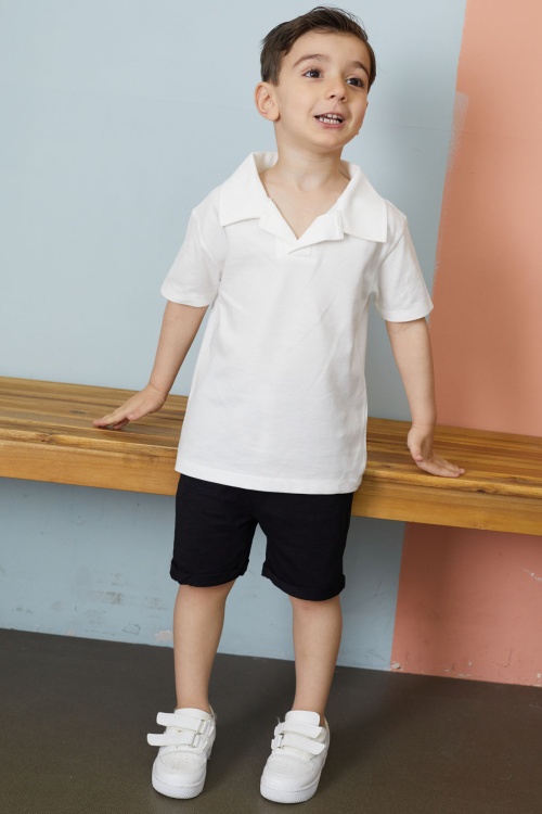 Erkek Bebek Beyaz Polo Yaka Tişörtlü Şortlu Takım 18641