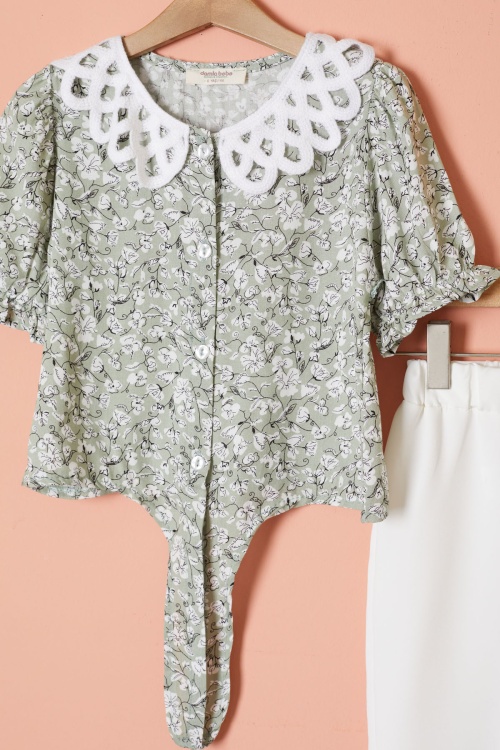 Haki Çiçek Desenli Fularlı Bluzlu Kız Çocuk İspanyol Pantolonlu Takım 18466