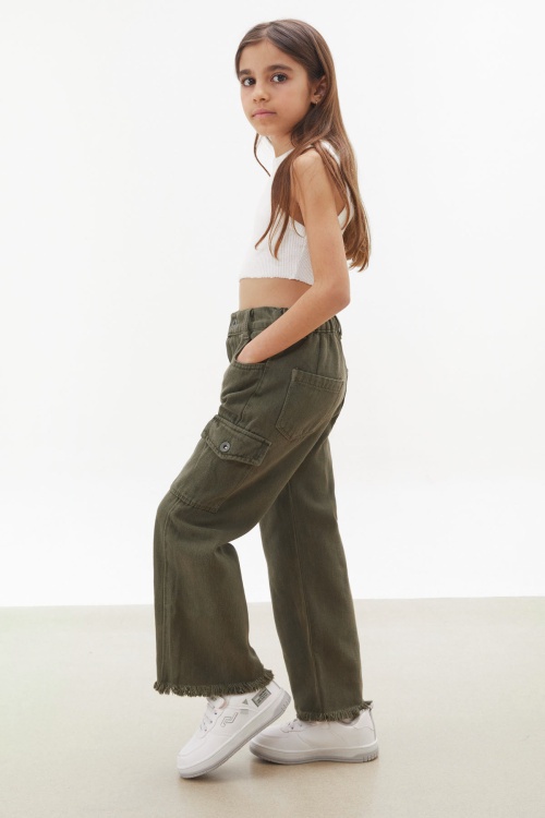 Haki Kargo Cepli Püsküllü Geniş Paça Kız Jean Pantolon 18232