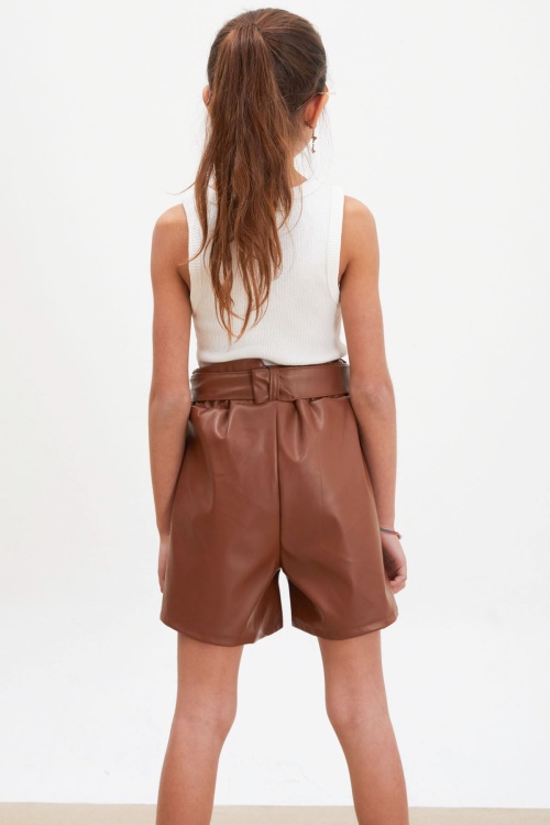 Kahverengi Kemerli Ön Cepli Kız Çocuk Deri Şort 18218