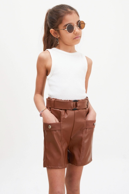 Kahverengi Kemerli Ön Cepli Kız Çocuk Deri Şort 18218