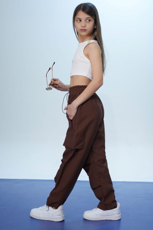 Kahverengi Şeritli Fermuarlı Kargo Cepli Kız Paraşüt Pantolon 18470