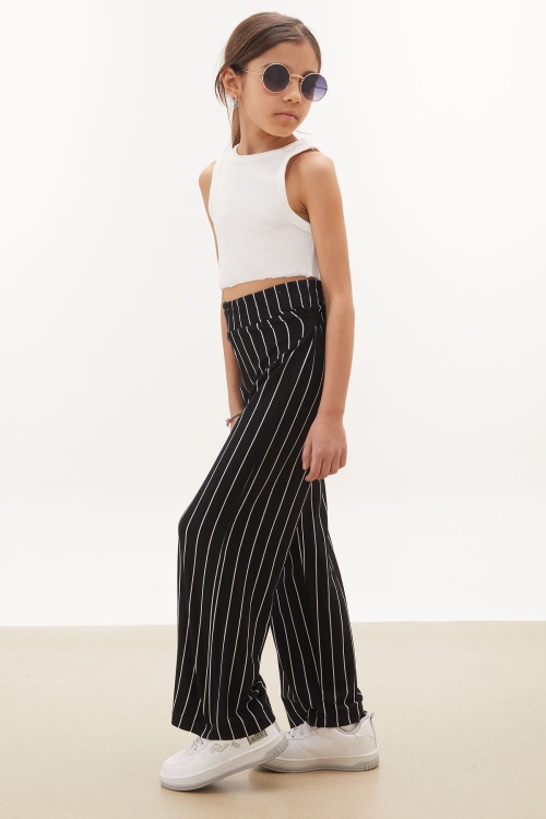 Siyah Çizgi Desenli Kuşaklı Geniş Paça Kız Çocuk Pantolon 18094