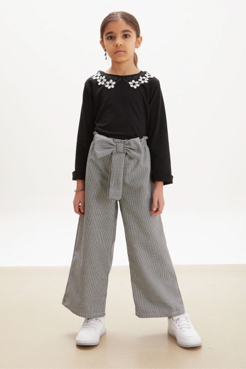 Siyah Dantel Detaylı Bluzlu Fiyonklu Pantolonlu Kız Takım 18163