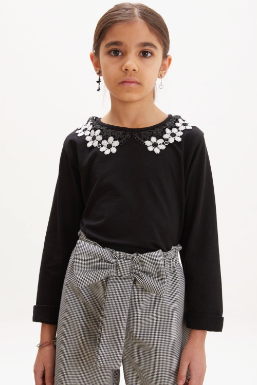 Siyah Dantel Detaylı Bluzlu Fiyonklu Pantolonlu Kız Takım 18163