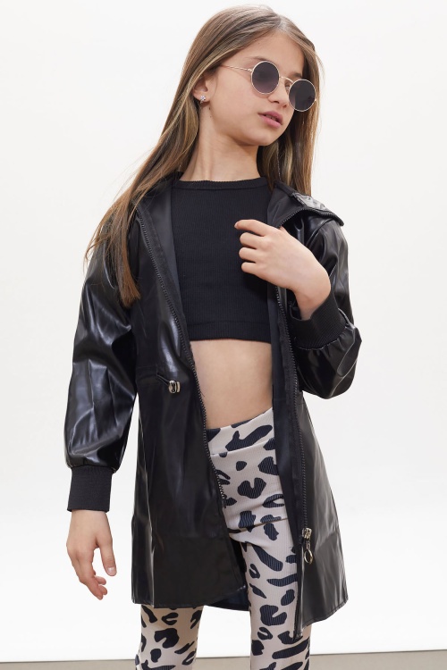 Siyah Kapüşonlu Uzun Kesim Kız Deri Görünümlü Mont 16779