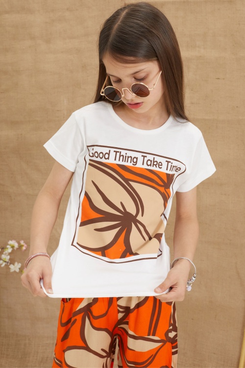 Turuncu Yaprak Baskılı Tişörtlü Pantolonlu Kız Çocuk Alt Üst Takım 18642