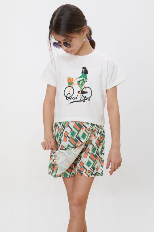 Yeşil Desenli Şort Etekli Tişörtlü Kız Çocuk Takım 18472