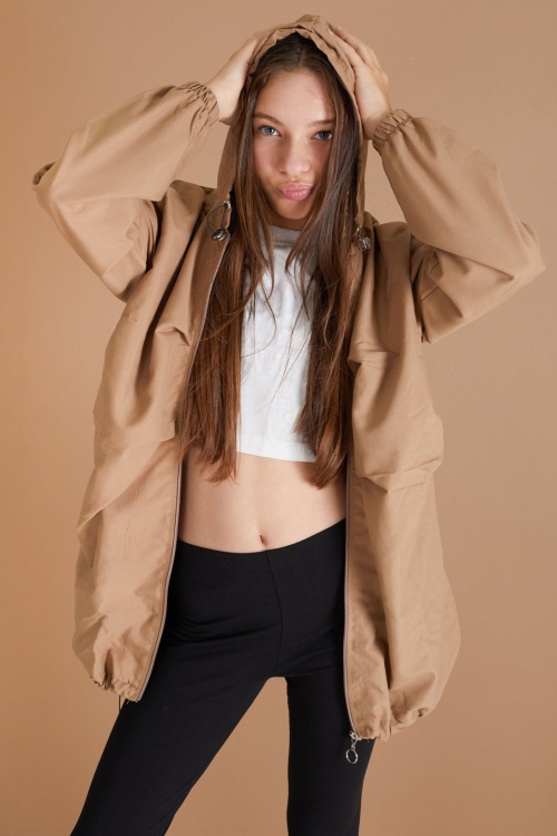 Bej Kapüşonlu Fermuarlı Kız Çocuk Paraşüt Hırka 18498