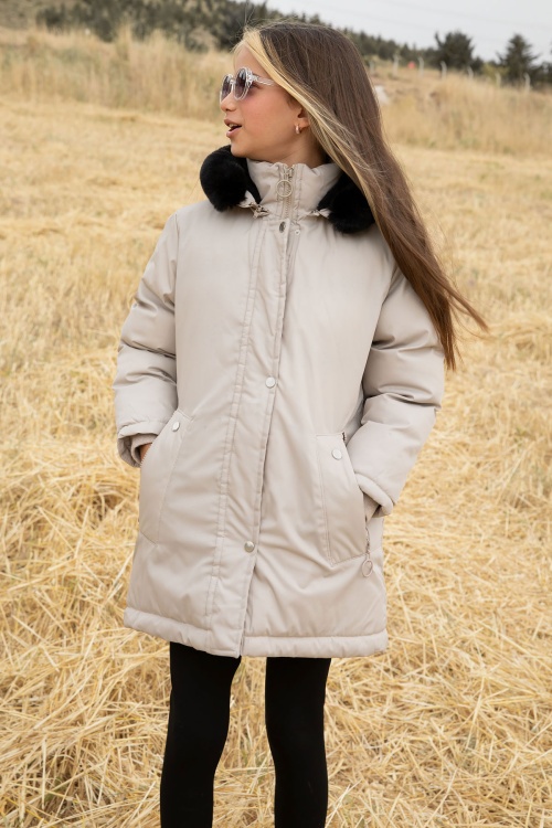 Bej Kürklü İçi Astarlı Çıkarılabilir Kapüşonlu Kız Çocuk Mont 19056