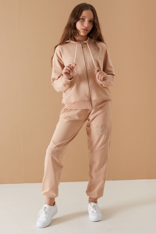 Bej Yazı Baskılı Kapüşonlu Hırkalı Kız Eşofman Takımı 19222