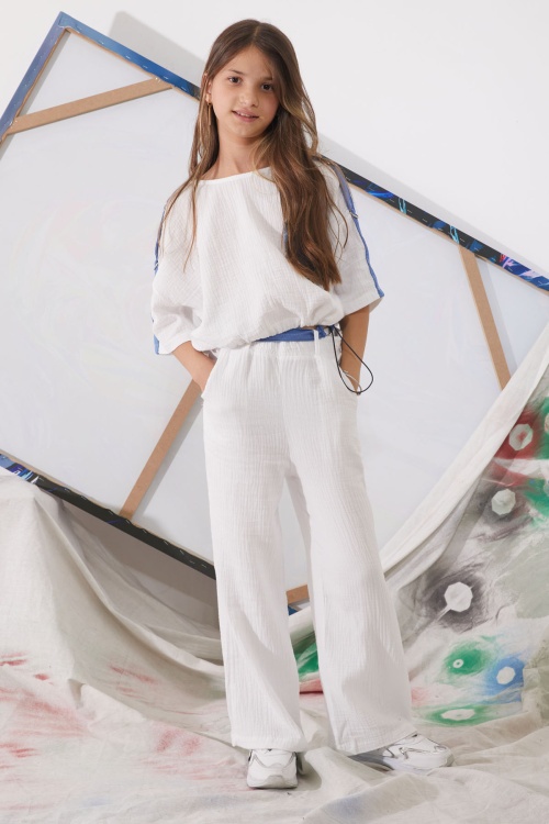 Beyaz Kalp Nakışlı Cepli Oversize Croplu Kız Çocuk Alt Üst Takım 18943