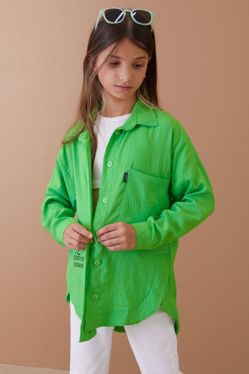 Fıstık Yeşili Ayıcık Baskılı Yırtmaçlı Kız Çocuk Düğmeli Gömlek 18487