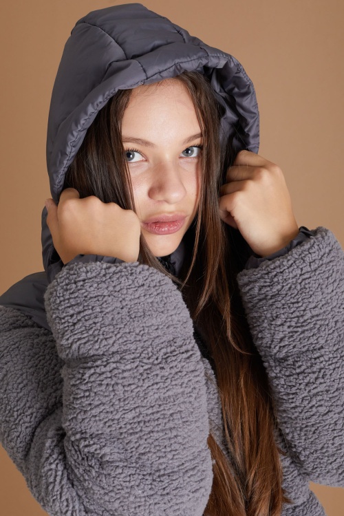 Füme Kapüşonlu Astarlı Kız Çocuk Peluş Mont 19320