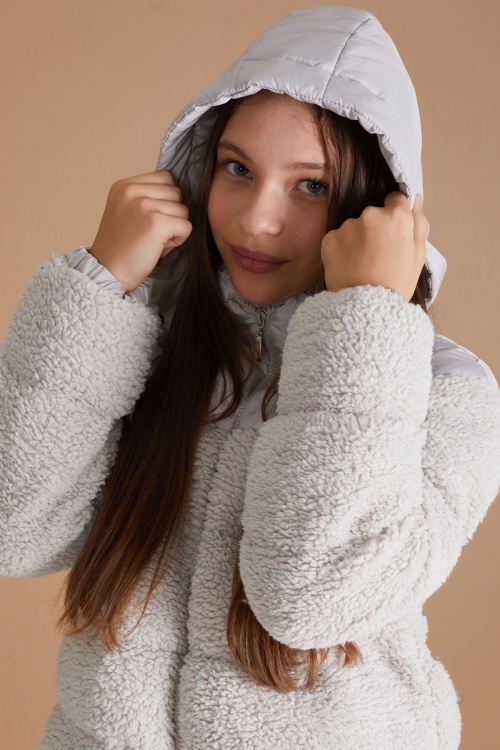 Gri Kapüşonlu Astarlı Kız Çocuk Peluş Mont 19319