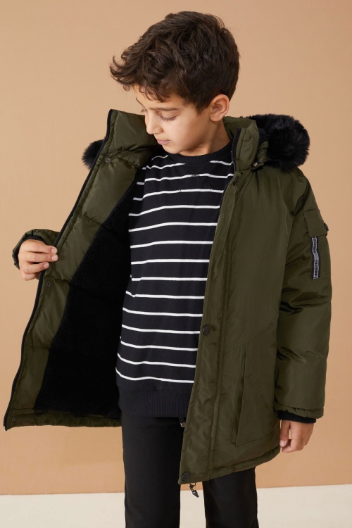 Haki İçi Kürklü Kol Cep Detaylı Erkek Çocuk Kapüşonlu Mont 19059
