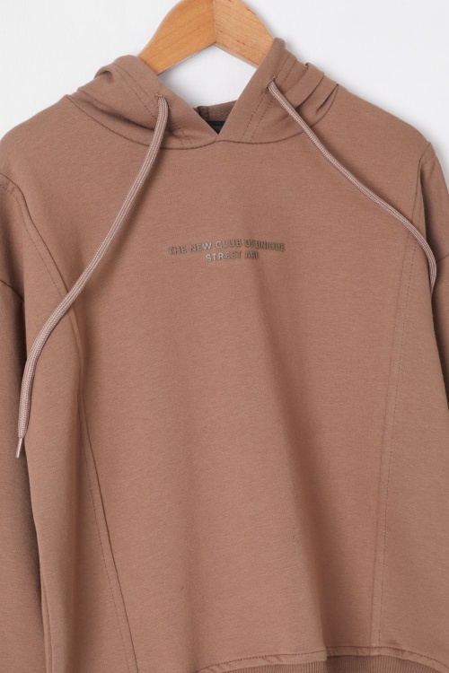 Kahverengi Kabartmalı Yazılı Kapüşonlu Erkek Çocuk Sweatshirt 19307