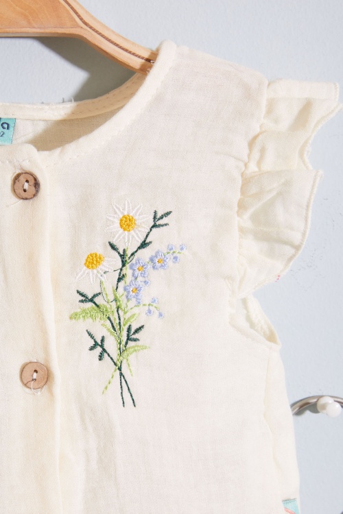Kız Bebek Ekru Çiçek Nakışlı Bluzlu Şortlu Takım 18915