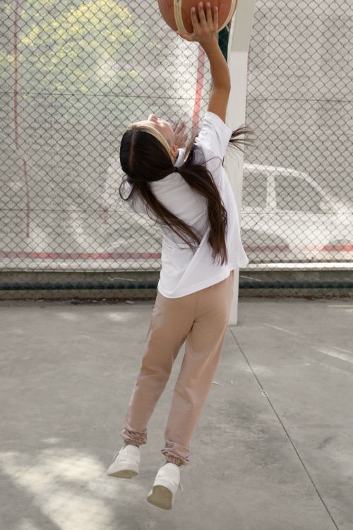 Krem Bel ve Paça Lastikli Basic Kız Çocuk Okul Eşofman Altı 16244