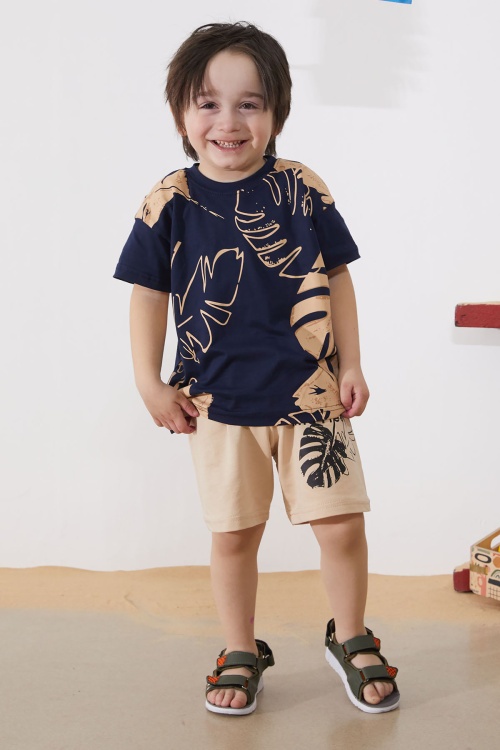 Lacivert Yaprak Desenli Tişörtlü Erkek Çocuk Şortlu Takım 18851