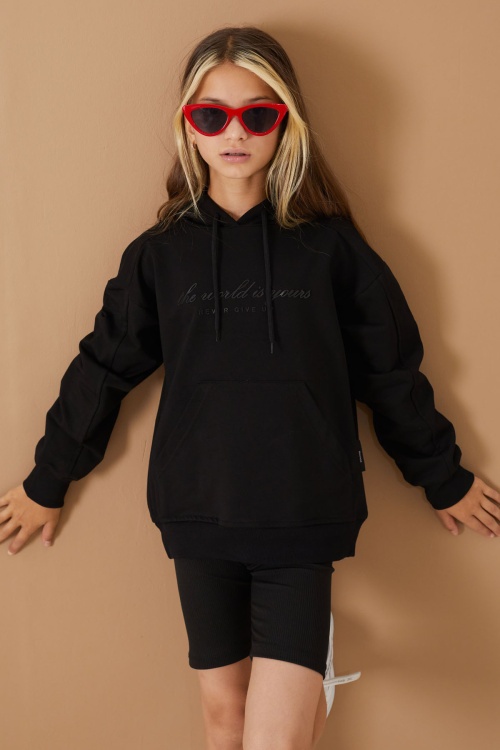 Siyah Göğüs Yazılı Kanguru Cepli Kapüşonlu Kız Çocuk Sweatshirt 19336