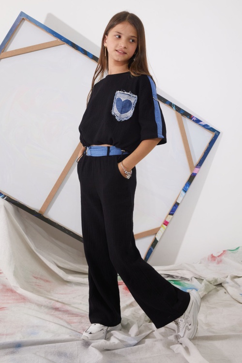 Siyah Kalp Nakışlı Cepli Oversize Croplu Kız Çocuk Alt Üst Takım 18941