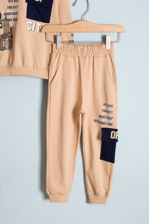 Erkek Çocuk Krem Göğüs Cepli Yazı Baskılı Kapüşonlu Eşofman Takımı 19179