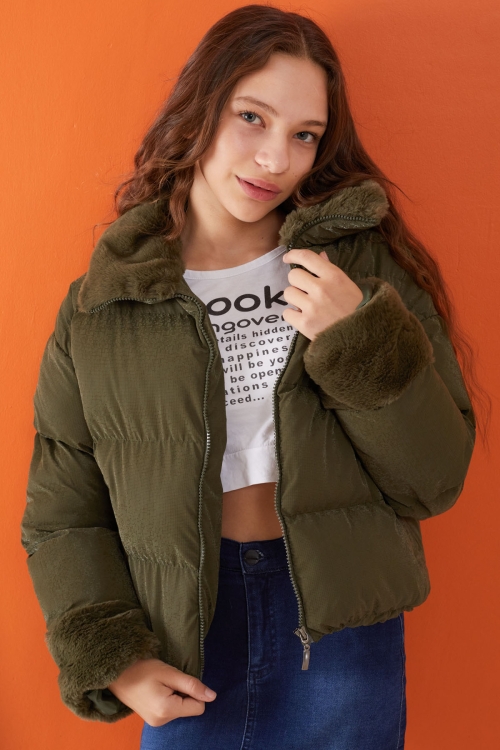 Haki Dik Yaka Kolu Kürk Detaylı Kız Çocuk Şişme Mont 19508