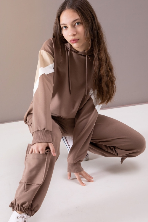 Kahverengi Kargo Cepli Kız Çocuk Logolu İkili Takım 19870