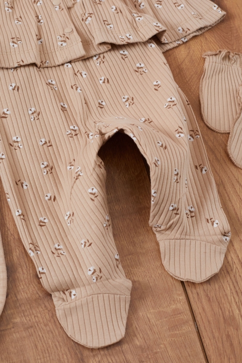 Kız Bebek Kahve Çiçek Desenli Önlüklü 5li Hastane Çıkışı Seti 19479