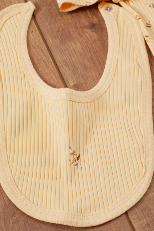 Kız Bebek Sarı Çiçek Desenli Önlüklü 5li Hastane Çıkışı Seti 19481