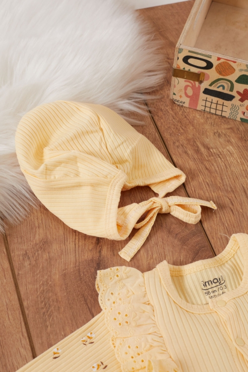 Kız Bebek Sarı Çiçek Desenli Önlüklü 5li Hastane Çıkışı Seti 19481