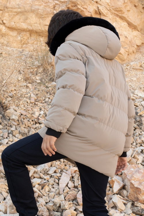 Krem İçi Kürklü Çıkarılabilir Kapüşonlu Erkek Çocuk Şişme Mont 19691