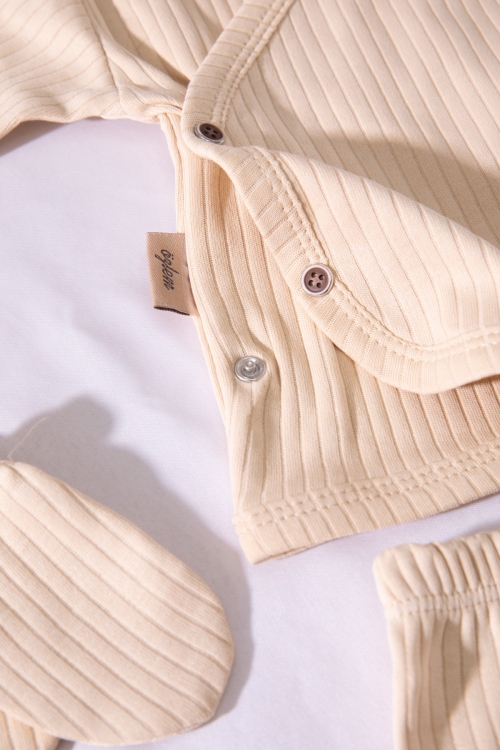 Krem Raporlu Battaniyeli 7li Bebek Hastane Çıkışı Seti 19722