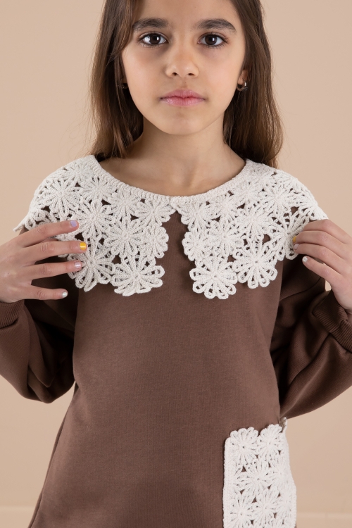 Açık Kahve Dantel Yakalı Şardonlu Kız Çocuk Eşofman Takımı 20252