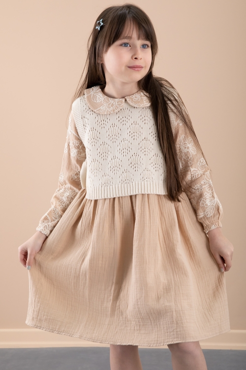 Bej Çiçek İşlemeli Süveterli Kız Çocuk Müslin Elbise 20483