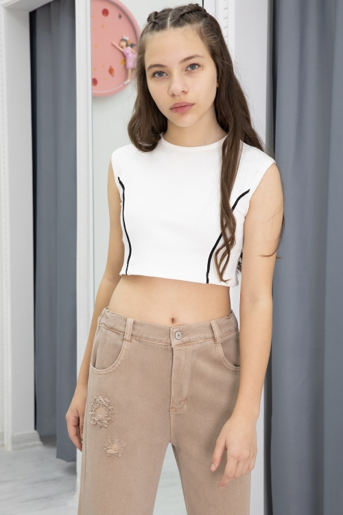 Bej Nakış Detay Geniş Paça Kız Çocuk Jean Pantolon 20300