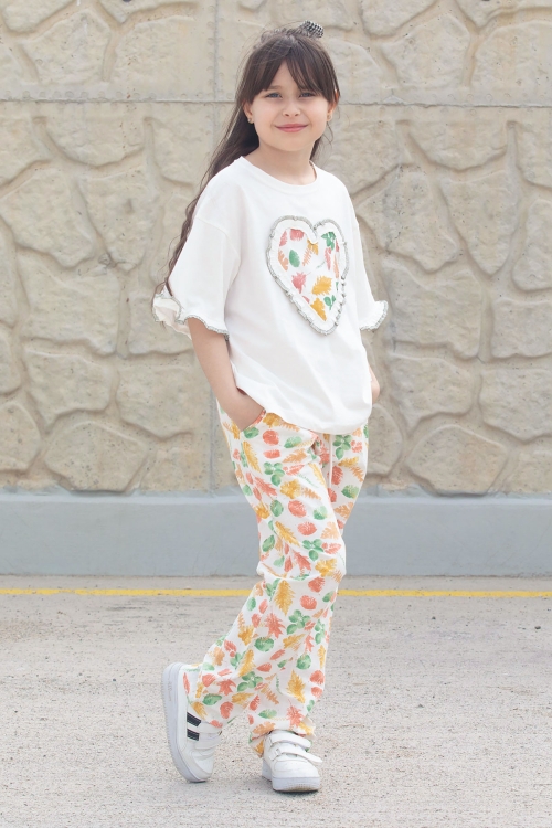 Ekru Yaprak Desenli Pantolonlu Oversize Tişörtlü Kız Takım 20228