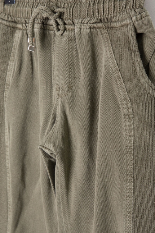 Haki Bel ve Paçası Lastikli Erkek Çocuk Keten Pantolon 20408