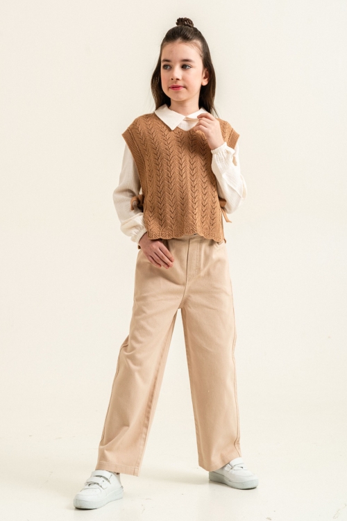 Kahve Örgü Süveterli Müslin Gömlekli Kız Çocuk 3lü Alt Üst Takım 20535