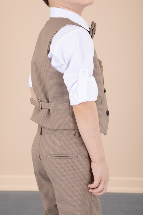 Kahve Yelekli Papyonlu Gömlekli Kumaş Pantolonlu Erkek Çocuk Takım Elbise 20431