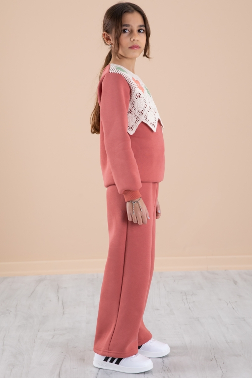 Kiremit Dantel İşlemeli Şardonlu Geniş Paça Kız Çocuk Eşofman Takımı 20239