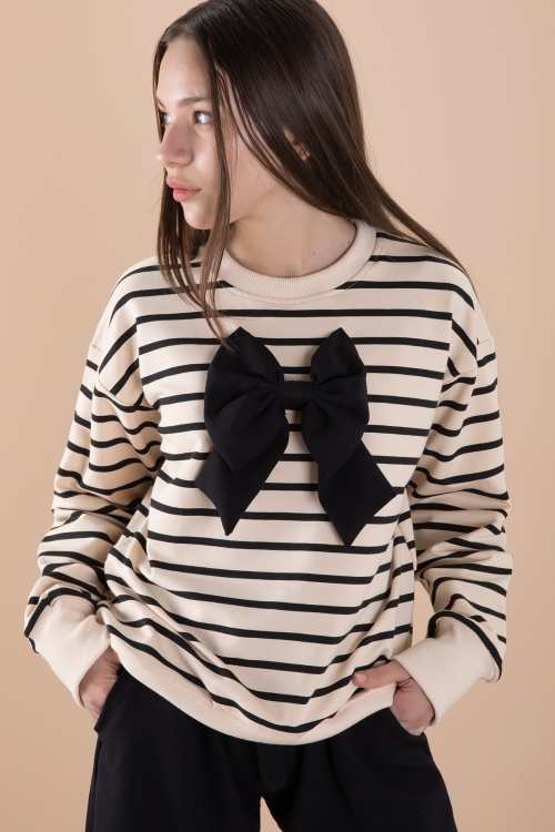 Krem Çizgili Sweatshirt Kuşaklı Pantolonlu Kız Çocuk Takım 20254