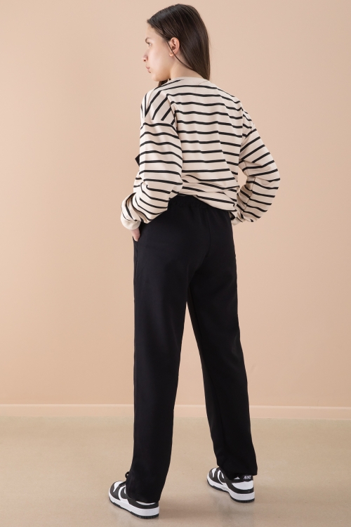 Krem Çizgili Sweatshirt Kuşaklı Pantolonlu Kız Çocuk Takım 20254