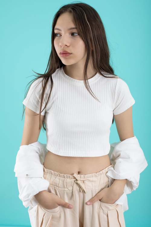 Krem Kız Çocuk Croplu Taşlı Gömlek ve Pantolonlu 3lü Takım 20509